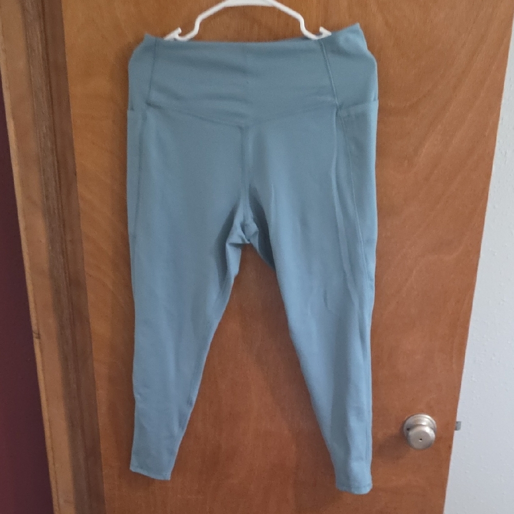 Danskin Women's Blue Leggings